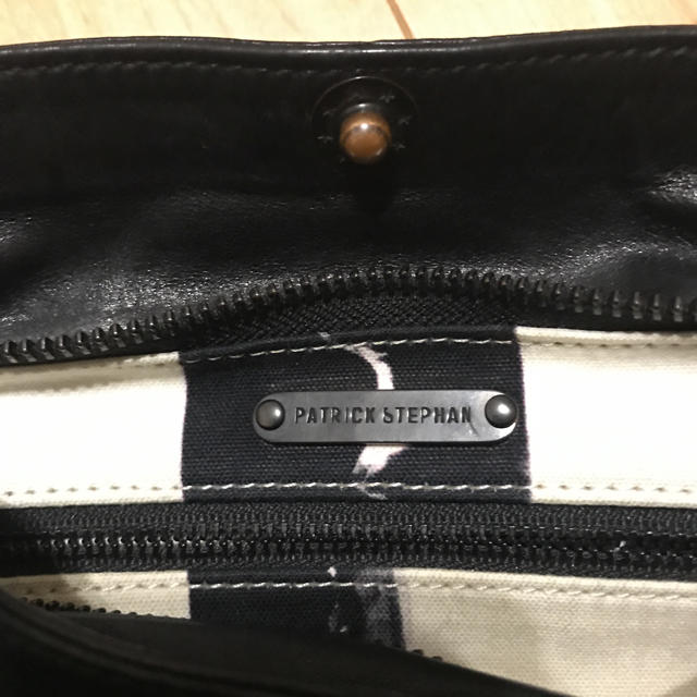 PATRICK STEPHAN(パトリックステファン)の値下げ  パトリックステファン マイクロ アトリエ トート バッグ メンズのバッグ(ショルダーバッグ)の商品写真