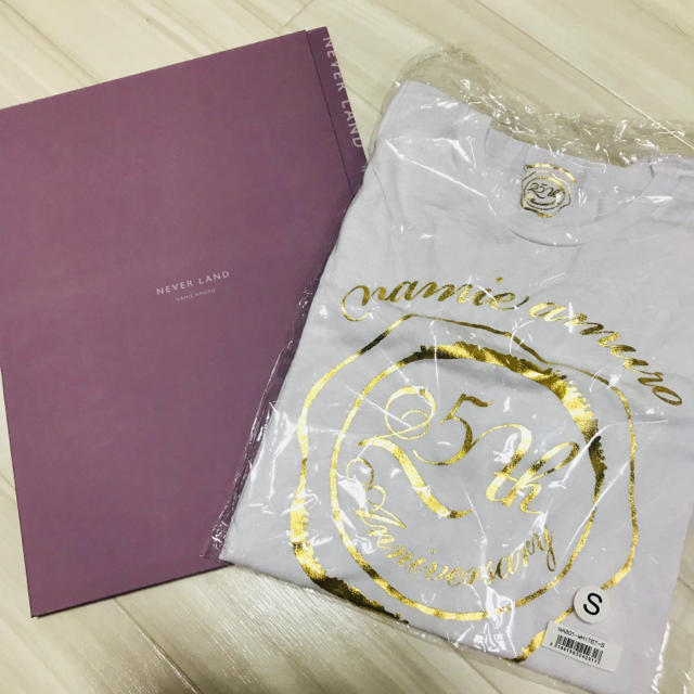 安室奈美恵 ライブパンフ＆Tシャツ