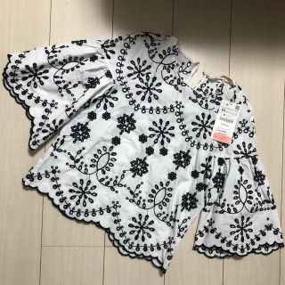 ザラ(ZARA)の新品 ZARA 刺繍ブラウス(シャツ/ブラウス(長袖/七分))