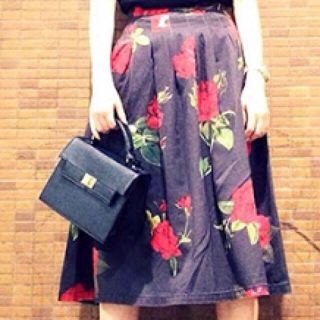 マウジー(moussy)のMOUSSYミモレ丈スカート 0(ひざ丈スカート)