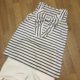 ランバンオンブルー(LANVIN en Bleu)のchestyやランバンオンブルー好きに リボン付ボーダートップス(カットソー(半袖/袖なし))