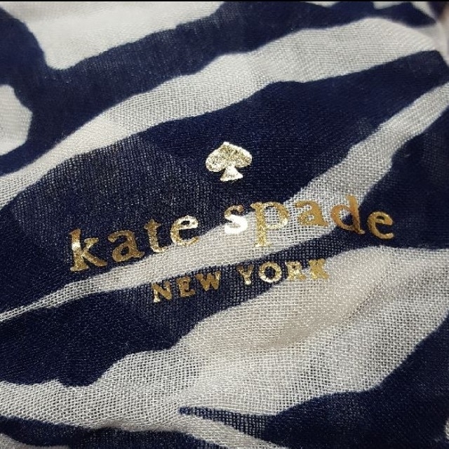 kate spade new york(ケイトスペードニューヨーク)の【専用】【未使用タグ付き】kate spade　ケイトスペード　ストール レディースのファッション小物(ストール/パシュミナ)の商品写真