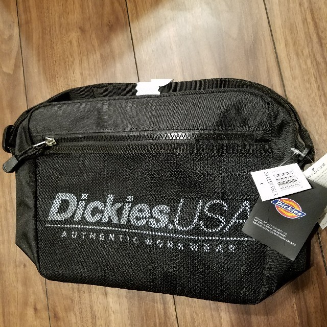 Dickies(ディッキーズ)のディッキーズ　ショルダーバック　ブラック レディースのバッグ(ショルダーバッグ)の商品写真