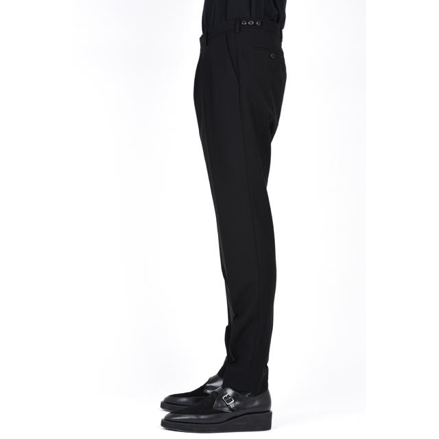 LAD MUSICIAN(ラッドミュージシャン)のLAD MUSICIAN 42 スラックス 2TUCK SLIM SLACKS メンズのパンツ(スラックス)の商品写真