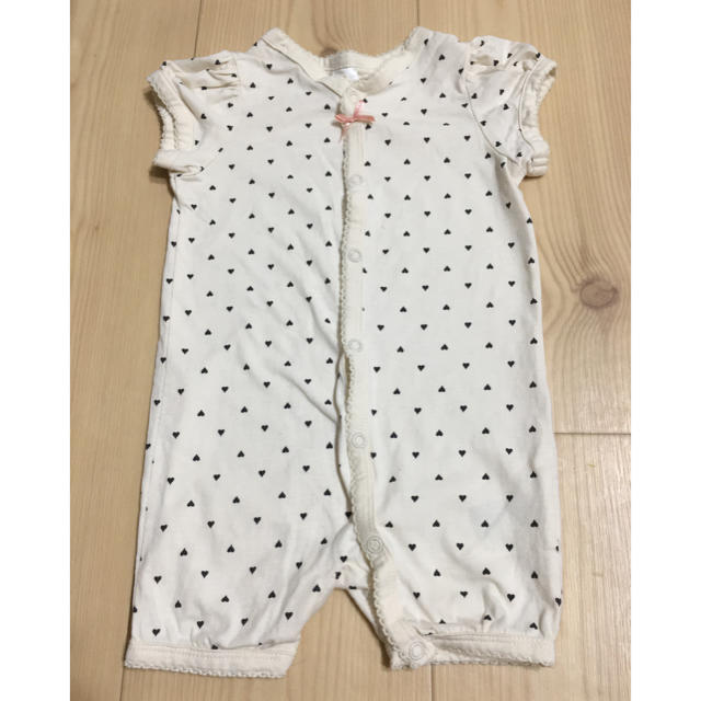 H&M(エイチアンドエム)の専用☆ ロンパース  女の子 60 〜 70 夏 半袖 白 ドット   キッズ/ベビー/マタニティのベビー服(~85cm)(ロンパース)の商品写真