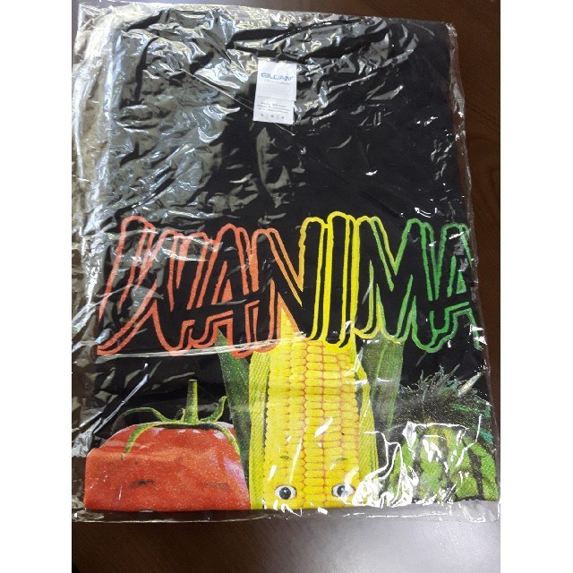 WANIMA(ワニマ)のWANIMA 未開封 Tシャツ 新品 サイズM エンタメ/ホビーのタレントグッズ(ミュージシャン)の商品写真