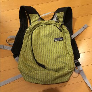 パタゴニア(patagonia)のパタゴニア 黄色のようなグリーンのリュック(リュック/バックパック)