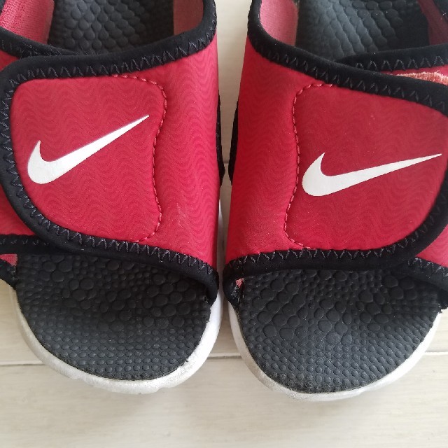 NIKE(ナイキ)のNIKE　子供サンダル キッズ/ベビー/マタニティのキッズ靴/シューズ(15cm~)(サンダル)の商品写真