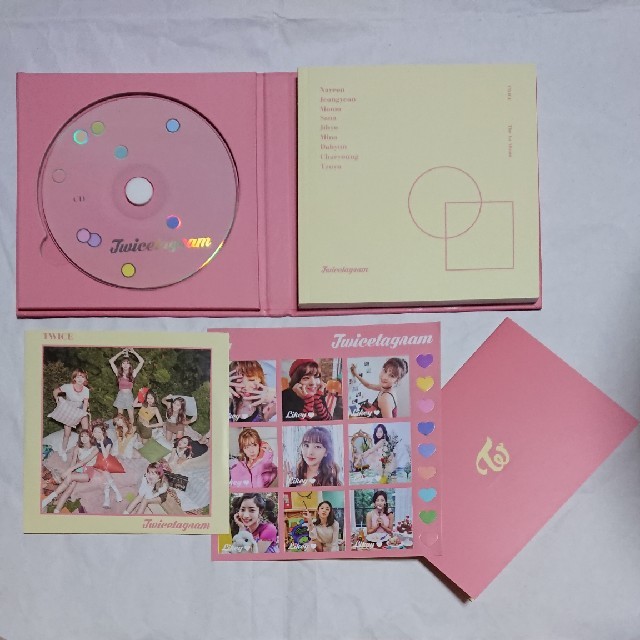 TWICE Twicetagram タイ盤 CD＋ モモ トレカの通販 by vivi's shop｜ラクマ