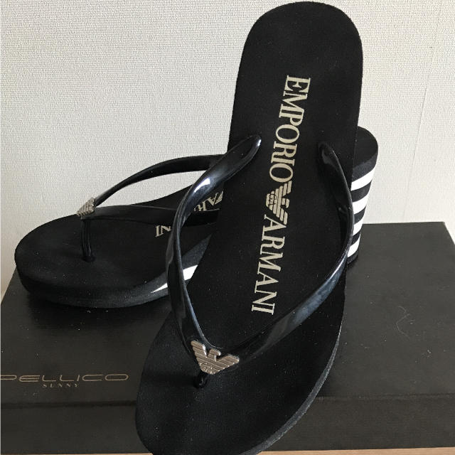 Emporio Armani - さっちゃん様専用 EMPORIO ARMANI ビーチサンダルの通販 by luna327m's shop