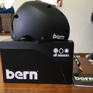 bern - bern 新品 ヘルメットの通販 by グッドクローゼット