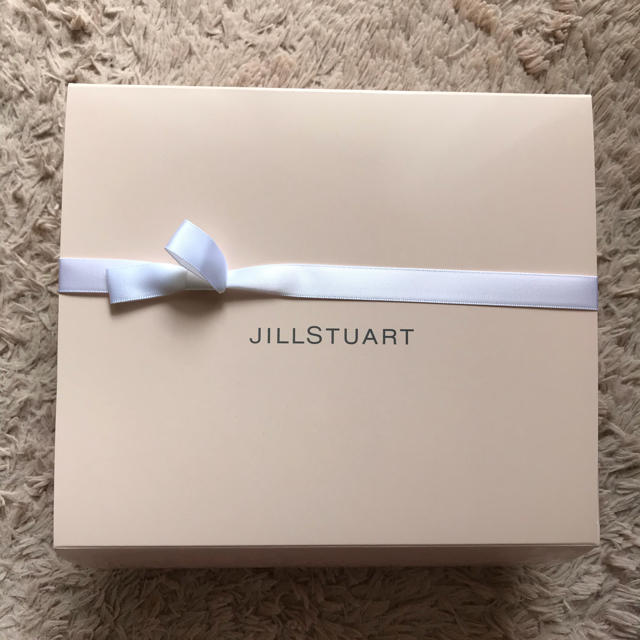 JILL by JILLSTUART(ジルバイジルスチュアート)の【新品未使用】ジルスチュアート タオルセット インテリア/住まい/日用品の日用品/生活雑貨/旅行(タオル/バス用品)の商品写真