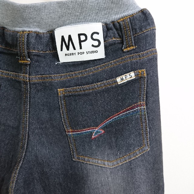 MPS(エムピーエス)のMPS  140 キッズ/ベビー/マタニティのキッズ服男の子用(90cm~)(パンツ/スパッツ)の商品写真