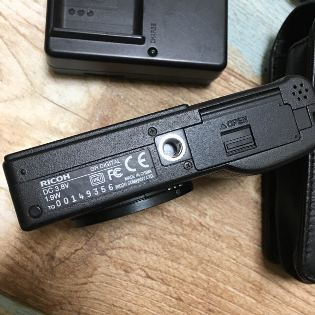 RICOH(リコー)のたれ様 専用ページRICOH GR デジタルカメラ スマホ/家電/カメラのカメラ(コンパクトデジタルカメラ)の商品写真