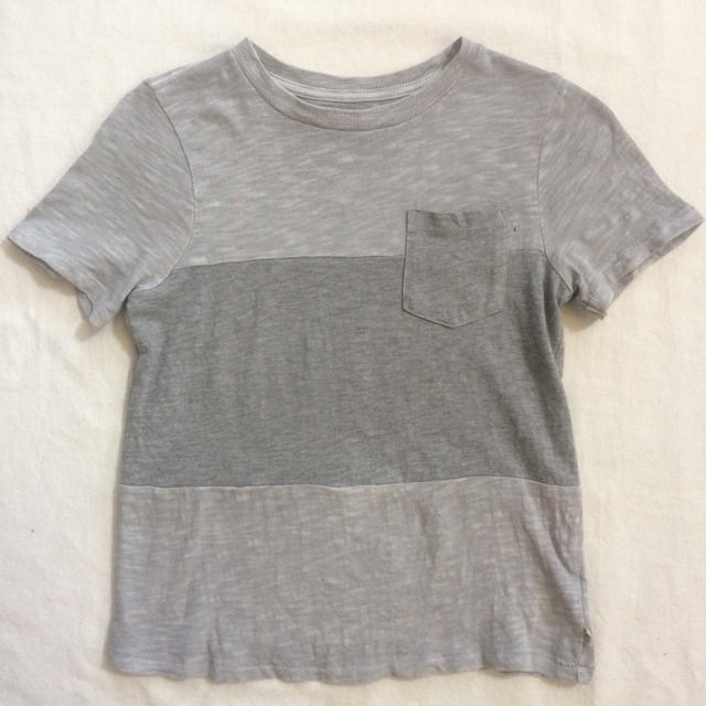 GAP Kids(ギャップキッズ)のUSED GapKids ユニセックス 半袖Ｔシャツ 120㎝サイズ キッズ/ベビー/マタニティのキッズ/ベビー/マタニティ その他(その他)の商品写真