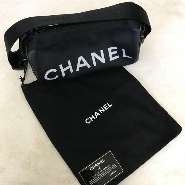 CHANEL ミニバッグ