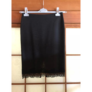 パオラフラーニ(PAOLA FRANI)のPAORA FRANI 黒スカート(ひざ丈スカート)