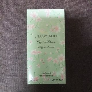 ジルバイジルスチュアート(JILL by JILLSTUART)のジルスチュアート パフュームド ボディエッセンス(ボディローション/ミルク)