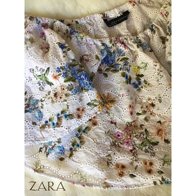 ZARA(ザラ)のshizu 様 専用    ZARA  レディースのトップス(カットソー(半袖/袖なし))の商品写真