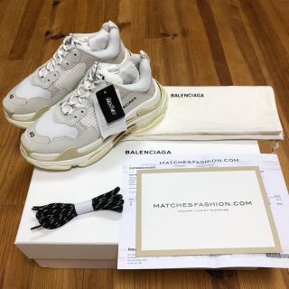 バレンシアガ(Balenciaga)のBALENCIAGA triple s blanc 40(スニーカー)