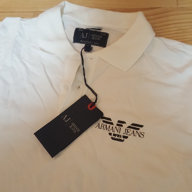 ARMANI JEANS(アルマーニジーンズ)のアルマーニ　ジーンズ　タグ付き新品 メンズのトップス(Tシャツ/カットソー(半袖/袖なし))の商品写真
