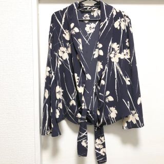 ザラ(ZARA)のZARA 花柄プリント ジャケット カーディガン(カーディガン)