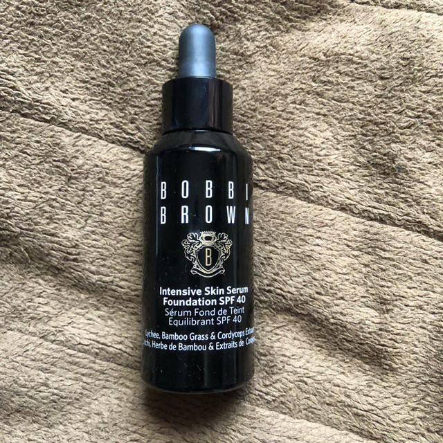 BOBBI BROWN(ボビイブラウン)のインテンシブスキンセラム ファンデーション コスメ/美容のベースメイク/化粧品(ファンデーション)の商品写真