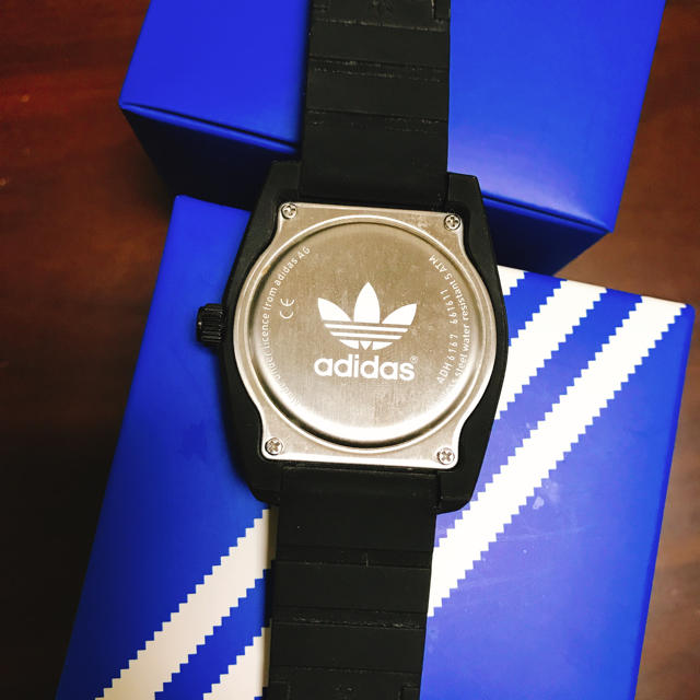 adidas(アディダス)のadidas watch  メンズの時計(腕時計(アナログ))の商品写真