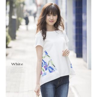 トッコ(tocco)の★花柄Tシャツ★美人百花掲載★(シャツ/ブラウス(半袖/袖なし))