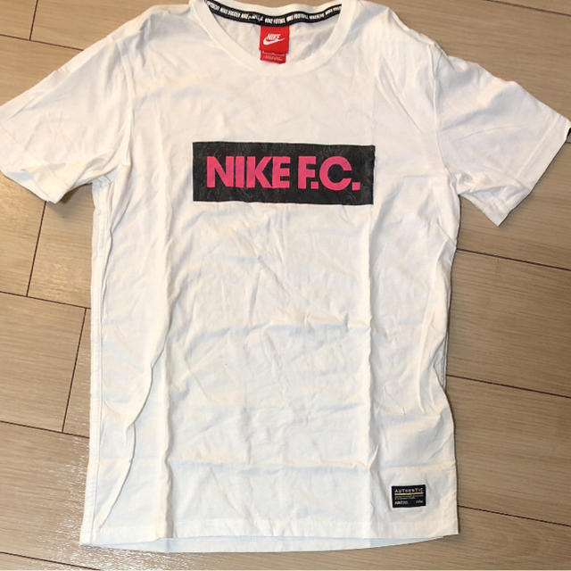 NIKE(ナイキ)のナイキFC ボックスロゴTシャツ 完売 2色セット メンズのトップス(Tシャツ/カットソー(半袖/袖なし))の商品写真