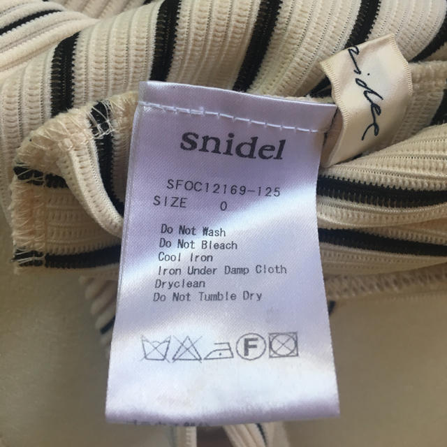 SNIDEL(スナイデル)のスナイデル ワンピース レディースのワンピース(ミニワンピース)の商品写真