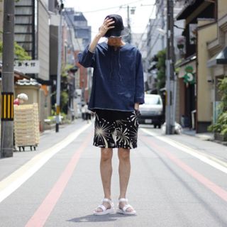 サスクワッチファブリックス(SASQUATCHfabrix.)のサスクワッチファブリックス fire works aloha shorts M(ショートパンツ)