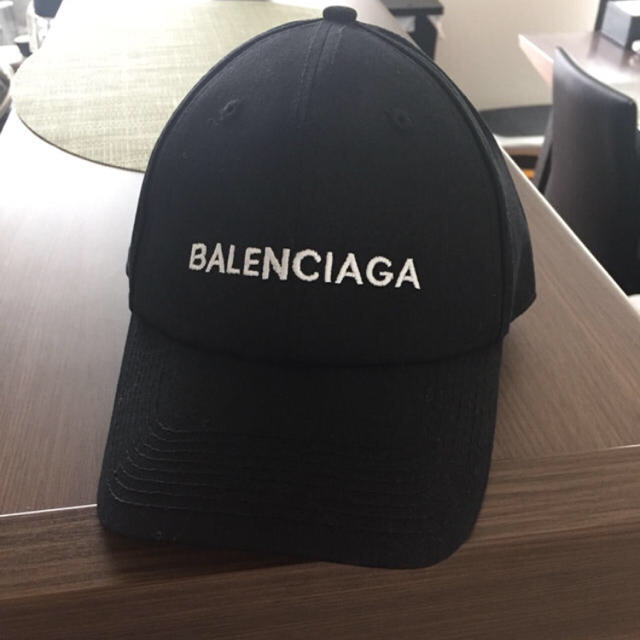 新品 キャップ 帽子 ブラック レディース ロゴキャップ BALENCIAGA