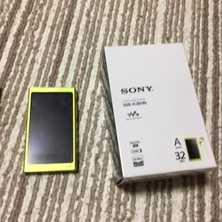 ウォークマン(WALKMAN)のウォークマン Ａ 32G 専用イヤホン付き(ポータブルプレーヤー)