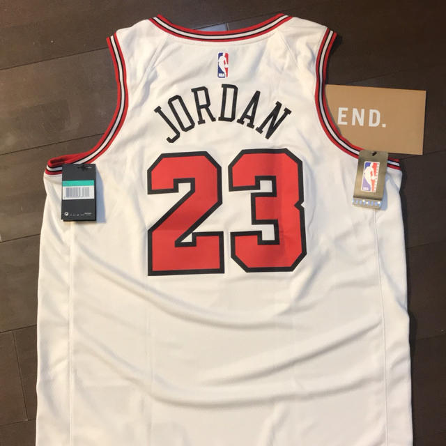 XL NIKE Michael Jordan Jersey  white