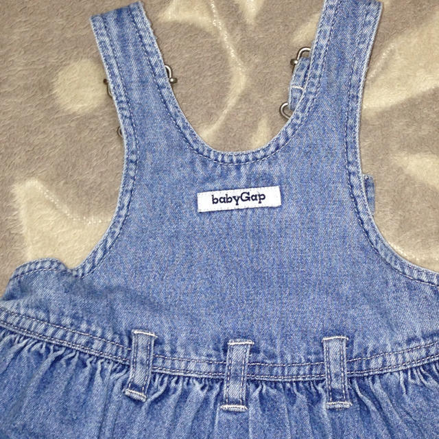 GAP(ギャップ)のbaby gap デニムジャンスカ キッズ/ベビー/マタニティのキッズ服女の子用(90cm~)(その他)の商品写真