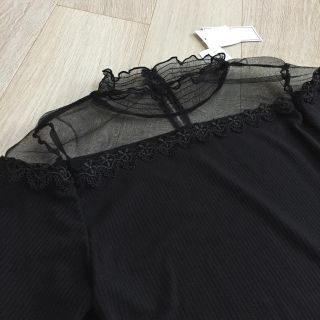 アベイル(Avail)の新品タグ付き♡チュール切り替え♡(カットソー(半袖/袖なし))