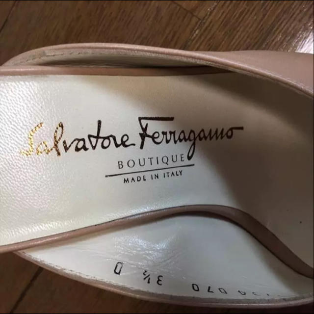 Ferragamo(フェラガモ)のFerragamo 21cm ハイヒール パンプス レディースの靴/シューズ(ハイヒール/パンプス)の商品写真