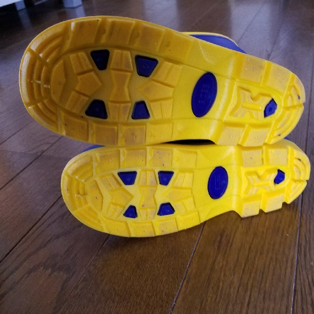 OshKosh(オシュコシュ)の男児 長靴 キッズ/ベビー/マタニティのキッズ靴/シューズ(15cm~)(長靴/レインシューズ)の商品写真