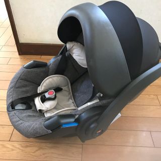 ストッケ(Stokke)のrikochan様専用ストッケ イージーゴー X1 by ビーセーフ(自動車用チャイルドシート本体)