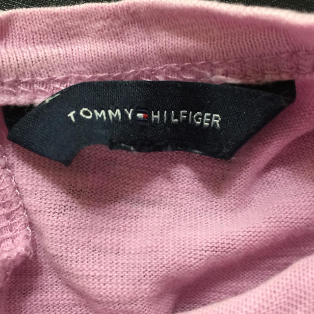TOMMY HILFIGER(トミーヒルフィガー)のトミーヒルフィガーTOMMY HILFIGER サイズ90 キッズ/ベビー/マタニティのキッズ服女の子用(90cm~)(Tシャツ/カットソー)の商品写真