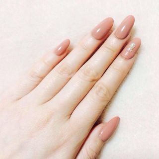 ネイルno 7 ピンクベージュ パール シンプル大人nail