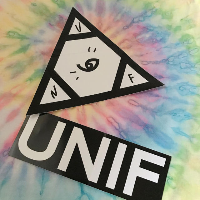 UNIF(ユニフ)の【Yato様専用】UNIF タイダイトライアングルロゴ Tシャツ メンズのトップス(Tシャツ/カットソー(半袖/袖なし))の商品写真