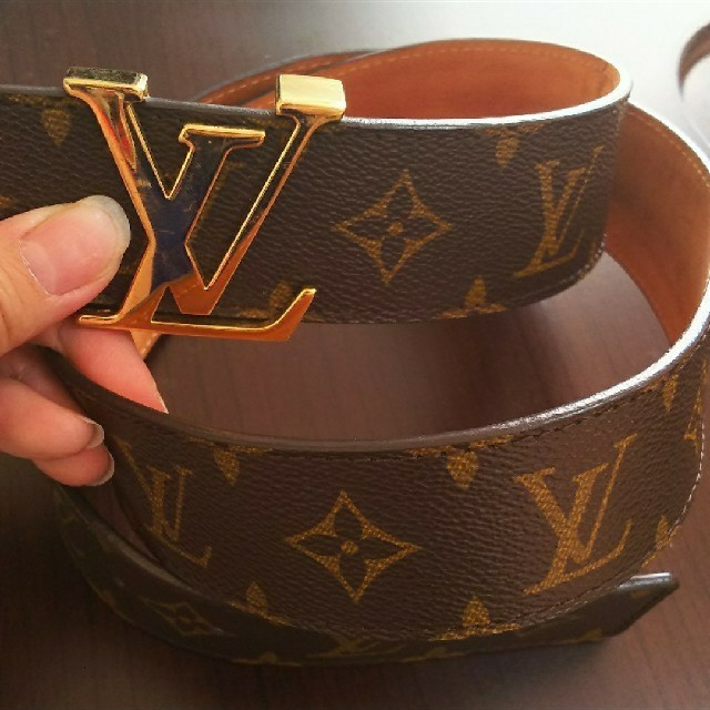 LOUIS VUITTON(ルイヴィトン)のヴィトン ベルト レディースのファッション小物(ベルト)の商品写真