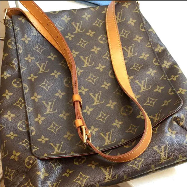 LOUIS VUITTON(ルイヴィトン)のLouis Vuitton ショルダーバッグ レディースのバッグ(ショルダーバッグ)の商品写真