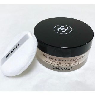 シャネル(CHANEL)のニャンちゃん様専用カート 新品純正パフ付ャネル プードゥル リーブル 20(フェイスパウダー)