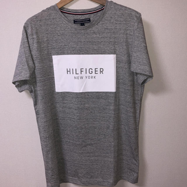 TOMMY HILFIGER(トミーヒルフィガー)の新品 トミーヒルフィガー Tシャツ  メンズのトップス(Tシャツ/カットソー(半袖/袖なし))の商品写真