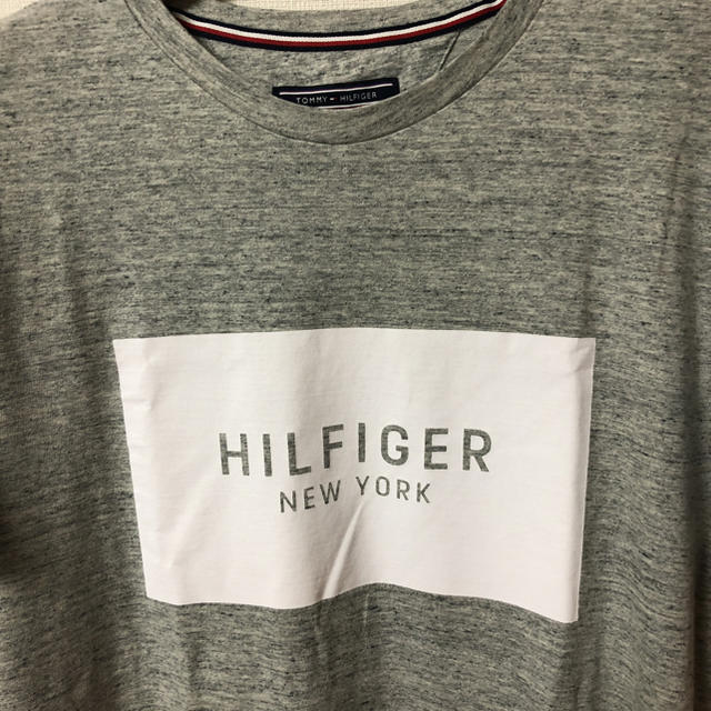 TOMMY HILFIGER(トミーヒルフィガー)の新品 トミーヒルフィガー Tシャツ  メンズのトップス(Tシャツ/カットソー(半袖/袖なし))の商品写真