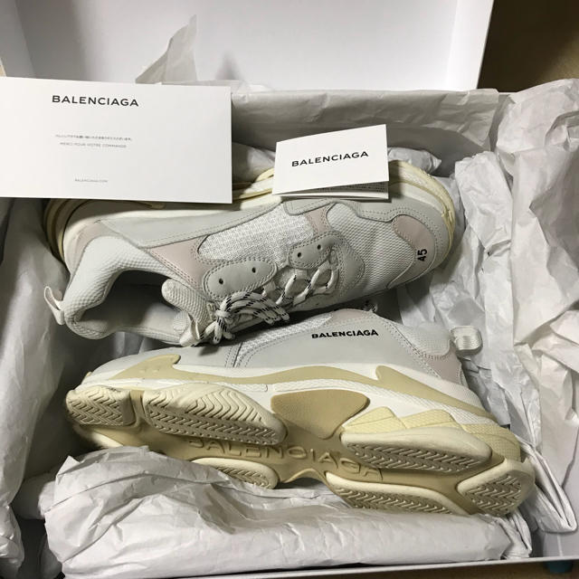 最安値 balenciaga tripre S