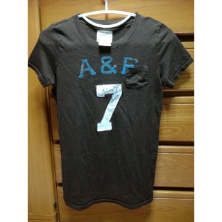 アバクロンビーアンドフィッチ(Abercrombie&Fitch)の新品　アバクロンビー&フィッチ　Tシャツ(Tシャツ(半袖/袖なし))